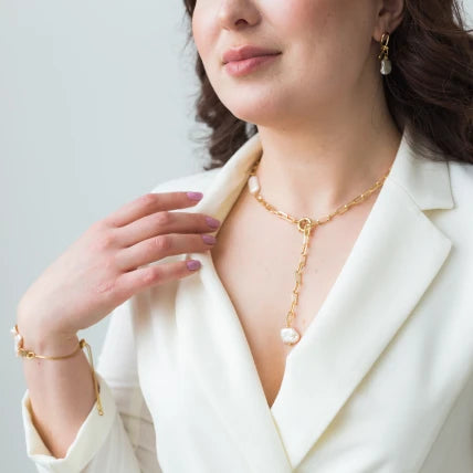 Feel the Love Petite Silver Necklace