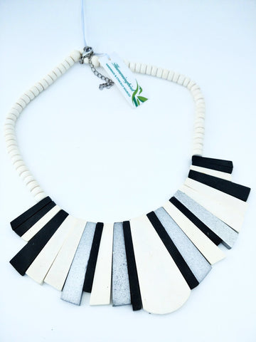 10886 Necklace