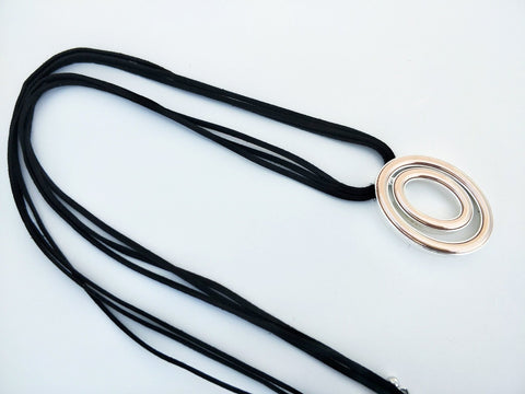 10956-1 Necklace Black Two Tone Circles