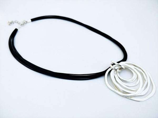 10964-12 Necklace Silver Matte Multi Circles