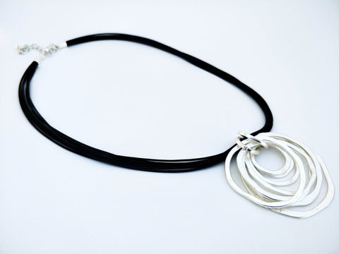 10964-12 Necklace Silver Matte Multi Circles