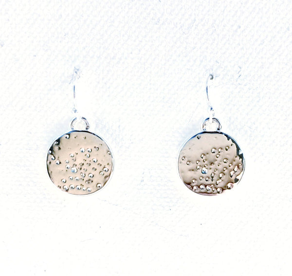 11016 Earrings Silver Shiny Speckled