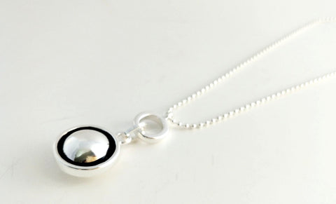 9016-4 Necklace Silver Beads with Crystal Modern Elegance
