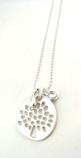 9026 Necklace Matte Silver and Clear Crystal