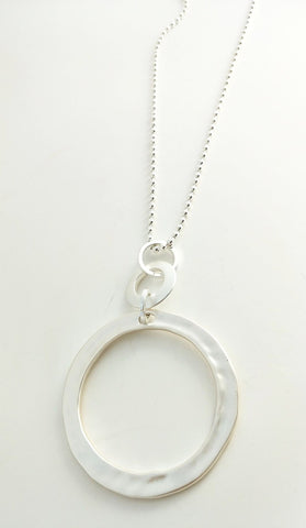 9031-1 Necklace Matte Silver Deco Detail
