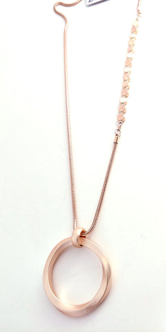 9033 Necklace Matte Rose Deco Circle