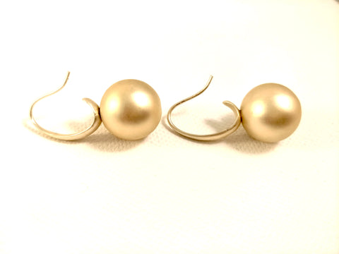 11039-4 Earrings Gold Matte Balls