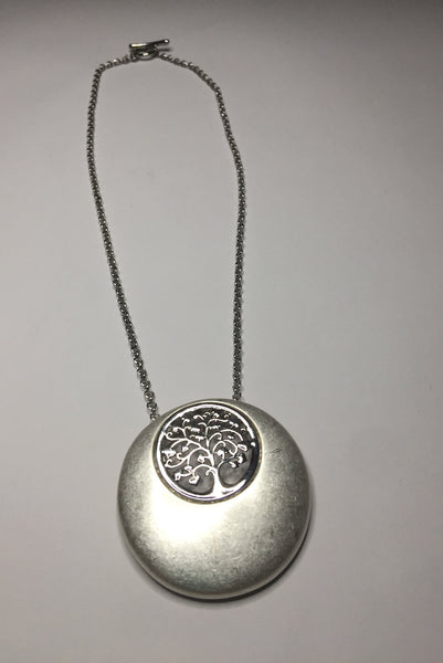 9020-4 Necklace Burnished Silver Tree Of Life